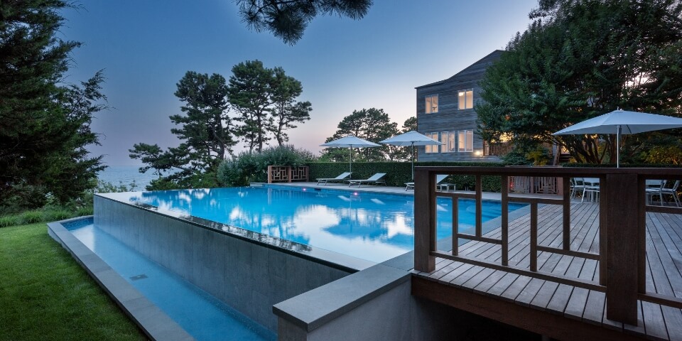 commercial pool builders