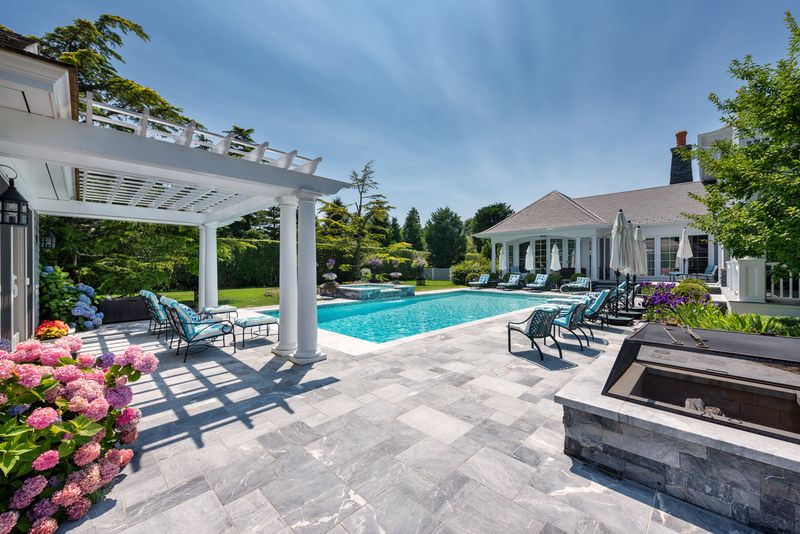 Luxury Poolside Furniture 1